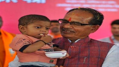 Ladli Behna Mahasammelan : मुख्यमंत्री चौहान द्वारा उपलब्ध कराई उपचार सुविधा के लिए परिवार ने माना आभार