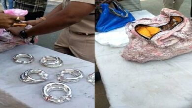 BIG RECOVER : बड़ी खबर…! थेले से निकलते रहे चांदी के कड़ा-सिक्के-पायल-चेन समेत ढेर सारा केश…देखें VIDEO